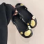 Giày sandal hai lỗ sao Apple đế dày mùa hè dành cho nữ Giày đế dày Baotou Giày đế phẳng