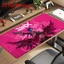 1 Tấm lót chuột theo chủ đề Jinx, có nghệ thuật Graffiti đậm nét và nền màu hồng rực rỡ, lý tưởng cho game thủ, văn phòng hoặc trang trí bàn làm việc