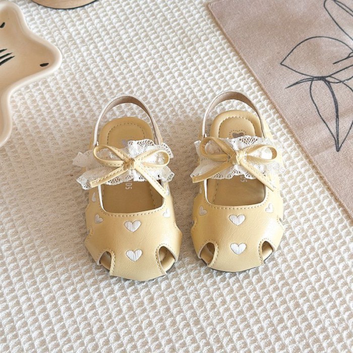 Girls Baotou Sandals Summer New Children's Hollow Cute Princess Shoes Children's Love Soft So