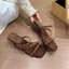 Giày sandal mũi nhọn chấm bi kiểu Pháp cho nữ diện mùa hè, giày cao gót khoe vóc dáng thon gọn, san