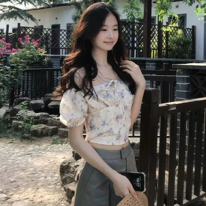 New French Romantic Floral Women's Puff Sleeves Sweet Top Waisted Short Top Summer New Produc