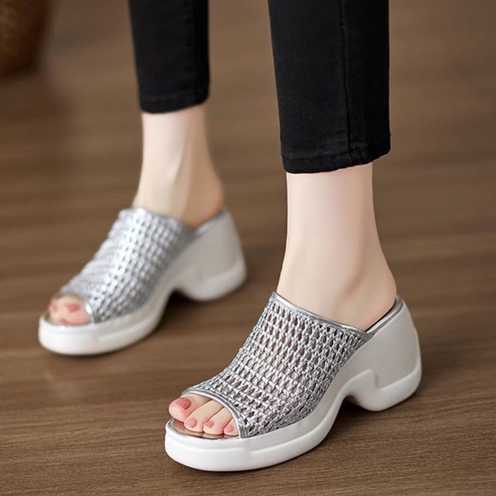 Người Phụ Nữ Giàu Dép Dệt Rỗng Cao Gót Dép Mùa Xuân Hở Mũi Giày Nêm Gót Giày Nữ Thoải Mái