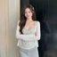 Bộ hai dây sọc treo phong cách Hàn Quốc dành cho nữ mùa hè mới màu trơn áo cardigan chống nắn