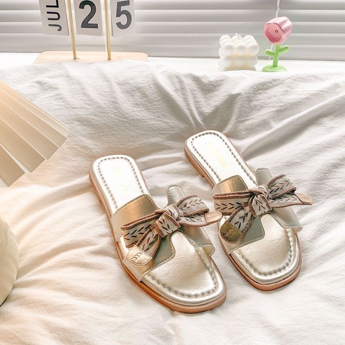 Sandal kiểu Pháp đẹp cho nữ mặc làm áo khoác ngoài mùa hè, phong cách cổ tích thời trang với chân v