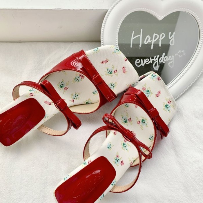 Hoa ngọt ngào nhỏ thơm kiểu sandal gót dày dành cho nữ mặc váy siêu cổ tích nơ nêm