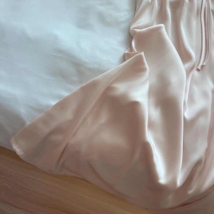 Girls' Pure Desire Ice Silk Váy ngủ màu hồng Bộ đồ ngủ nữ ren công chúa gợi cảm Quần áo ở nhà
