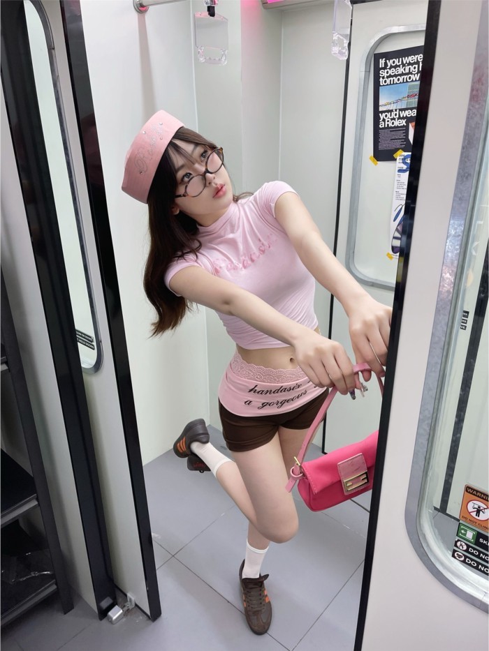 Quần short thể thao ngắn phối ren gợi cảm thời trang đơn giản