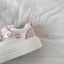 Giày thể thao Velcro màu hồng dễ thương cho nữ, giày trắng đa năng, giày bánh mì đế dày