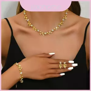 Bộ vòng cổ và bông tai hoa tối giản dành cho nữ có mặt dây chuyền nhỏ giọt nước mùa hè