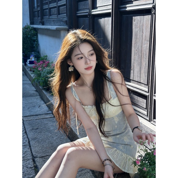 Gentle Style, Unique And Super Good-looking Waist Slimming Suspender Fairy Short Skirt 26 Sum