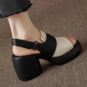 Giày sandal đế dày màu đen thon gọn đa năng, dép nữ nhà giàu, giày nữ nhà giàu, gót dày, dép nữ cao