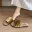 Giày sandal nhung xếp li nhẹ sang trọng kiểu Hàn Quốc dành cho nữ mùa hè đế phẳng giày lười phong c