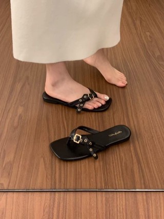 Beautiful Flat-soled Flip-flops For Women, New Style Beach Super Popular With Skirt, Plywood
