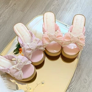 Giày lolita đế dày phiên bản cải tiến của guốc cô gái Nhật Bản và phong cách