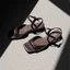 Giày sandal có khóa một từ đơn giản theo phong cách retro của Pháp dành cho nữ Giày La Mã rỗn