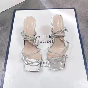 Giày cao gót và dép sandal nữ thời trang mới dây đeo chéo kim cương giả phong cách cổ tích dé