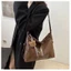 Autumn And Winter Hot Style Retro Maillard Large Capacity Tote Bag Womens Casual Versatile Commu