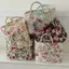 Dụng cụ sắp xếp có thể gập lại họa tiết hoa lớn có chất liệu Cotton để lưu trữ phòng khách