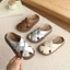 Giày sandal ngoài Baotou cho trẻ em mùa hè phong cách mới dành cho bé trai và bé gái Giày thông