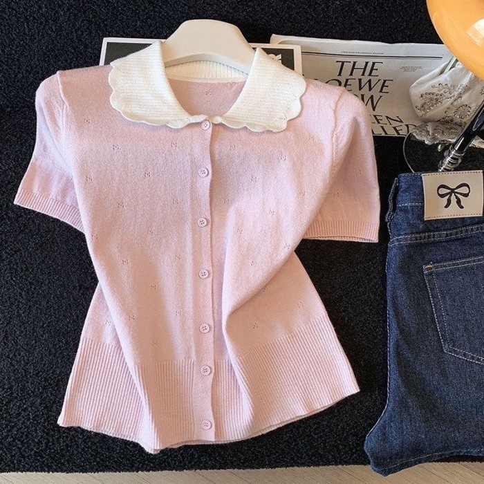 Phong cách nhẹ nhàng màu sắc tương phản cổ búp bê áo thun ngắn tay rỗng dành cho nữ áo dệt ki
