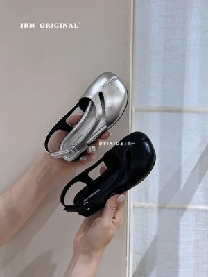 Giày Sandal Bé Gái Mùa Hè Mới Vừa Và Lớn Rỗng Bao Đầu Mary Jane Giày Da Cho Trẻ Em