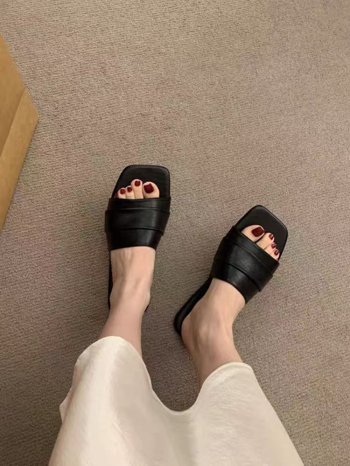 Korean Style Pleated Soft Leather Slippers For Women To Wear Summer Soft Flat Bottom Seaside Vac