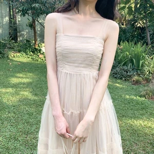 Váy lưới có dây, dáng dài ngọt ngào mùa xuân hè mới Váy giảm béo cổ tích phong cách Hàn Quốc