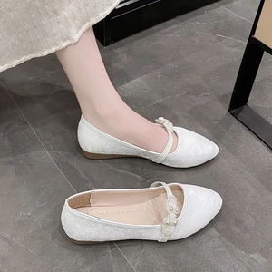 Flat-soled Single Shoes For Women In Summer New Korean Version Versatile One-legged Two-wear Bea