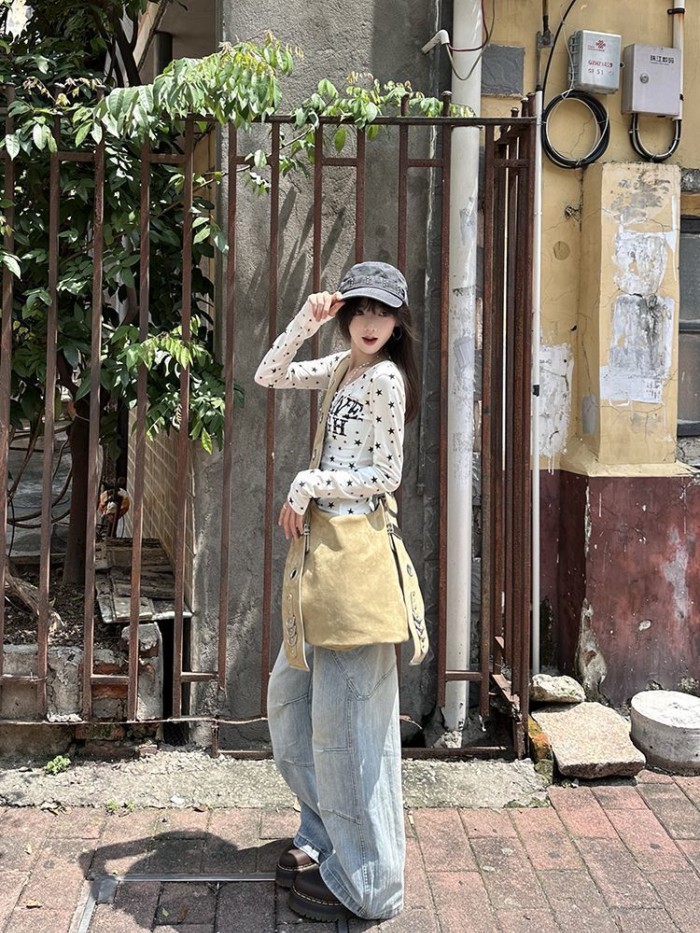 Áo sơ mi đáy mùa thu in hình ngôi sao trên khắp áo thun dài tay cổ chữ V Áo sơ mi đáy sâu pho
