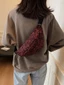 Túi đeo chéo Mini sang trọng in họa tiết da báo với chất liệu Cotton và điện thoại bỏ túi bên trong