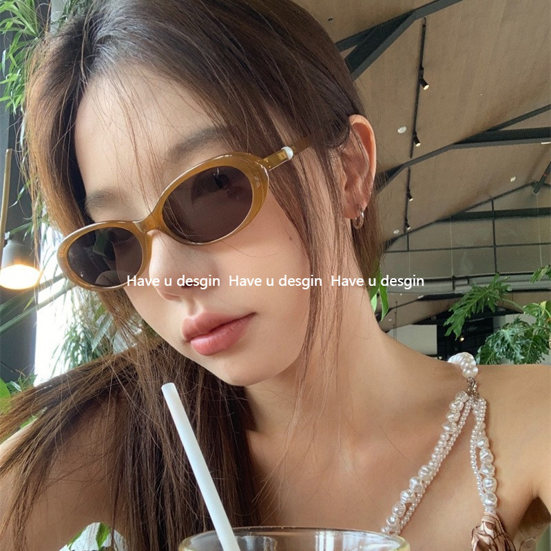 Kính mát ngọc trai cam phong cách Y2K retro, thiết kế độc đáo phù hợp cho chụp hình đường phố