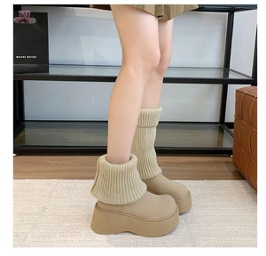 đôi tất dệt kim đế dày mới Giày bốt thông thường tăng chiều cao cho nữ Giày bốt cao cổ phong các