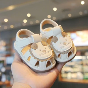 đôi giày tập đi đế mềm mùa hè dành cho bé trai và bé gái hoạt hình sư tử Velcro chống trượt giày