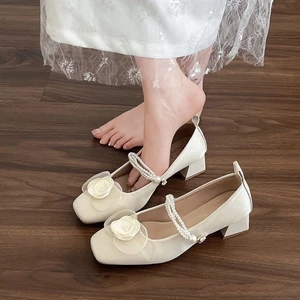 Giày cổ tích gót dày của Pháp, giày cưới satin hoa trà, váy phù hợp với phong cách retro, giày cao