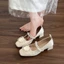 Giày cổ tích gót dày của Pháp, giày cưới satin hoa trà, váy phù hợp với phong cách retro, giày cao