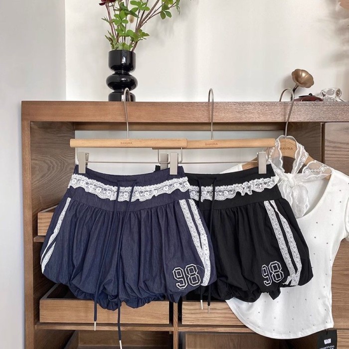 mùa hè mới phong cách Hàn Quốc thời trang eo thun ren nối ren in kỹ thuật số quần short thông th
