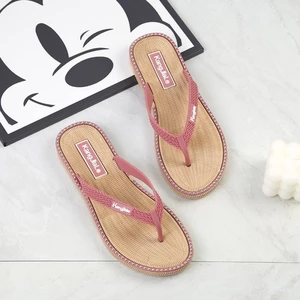 Summer Beach Women's New Soft-soled Anti-slip Sandals And Slippers, High-end Fashion Flat Flip-f