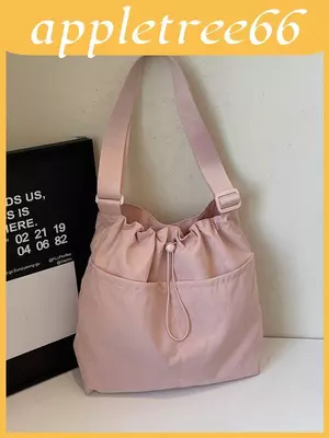 Túi đeo vai hình dạng mềm bằng Nylon dọc có nắp đậy đi chơi hàng ngày cho