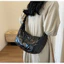 Cotton Satchel Thường Ngày Với Nước Phồng Hình Jiaozi Và Dây Đeo Đơn Cho Phong Cách Nữ Hàng Ngày