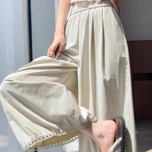 Trắng Băng Lụa Rỗng Ren Đèn Lồng Quần Nữ Mùa Hè Mới Rời Ôm Cổ Đa Năng Ống rộng Bóng Quần