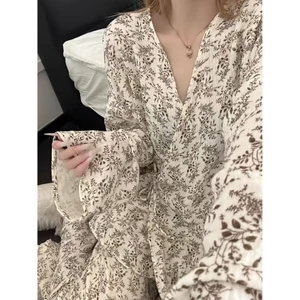 Đồ ngủ phong cách lười biếng của Pháp, đồ ngủ hoa nhỏ, quần dài tay mới của phụ nữ, bộ đồ mặc