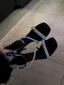 Bạc Hà Mambo Giày Sandal Nữ Thời Trang Mũi Vuông Kim Cương Giả Hở Ngón Một Khóa Dây Nhọn Giày