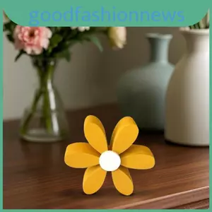 Bức tượng hoa cúc bằng gỗ mộc mạc Trang trí nội thất Sắp xếp hoa mùa xuân