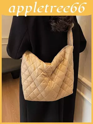 Tote Cotton vừa với các yếu tố tương phản cho phụ kiện thời trang hàng ngày