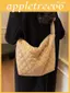 Tote Cotton vừa với các yếu tố tương phản cho phụ kiện thời trang hàng ngày