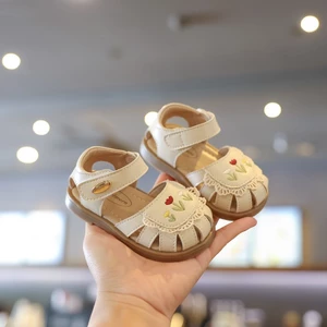 Dép Trẻ Em Bao Đầu Giày Sandal Mùa Hè Giày Sandal Tập Đi Đế Mềm Cho Bé Phong Cách Công Chúa Mũi
