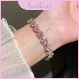 Dây chuyền tay hình trái tim sang trọng nhẹ nhàng với pha lê Zircon chi tiết cho văn phòng và vẻ ngoài thường ngày