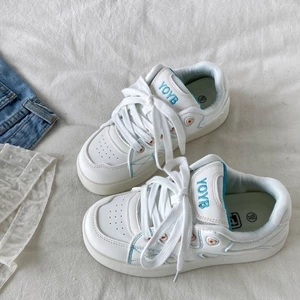 Versatile Mesh Breathable White Shoes Women's Thick-soled Sneakers Sports Casual Bread Shoes