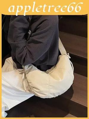 Nylon đeo chéo hiện đại có hình bánh bao nước và thiết kế ren thời trang hàng ngày