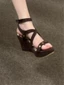 đôi sandal đế vuông quai ngang hở mũi phong cách retro dành cho nữ mùa hè mới đế dày đế dày đi l